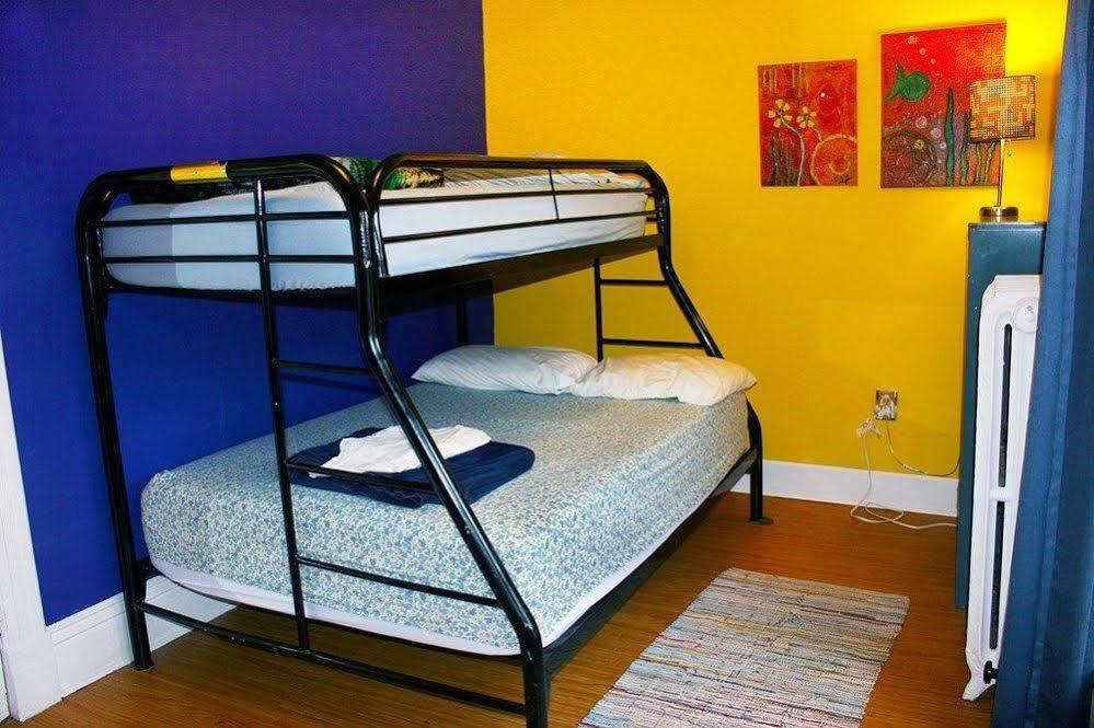 Hi - Madison Hostel Esterno foto